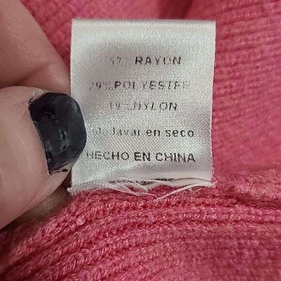 Lumiere Women's pink turtleneck boxy crop sweater size S cozy soft preppy casual - Picture 7 of 11